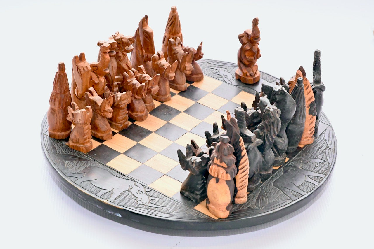 Safari Circular Wooden Chess