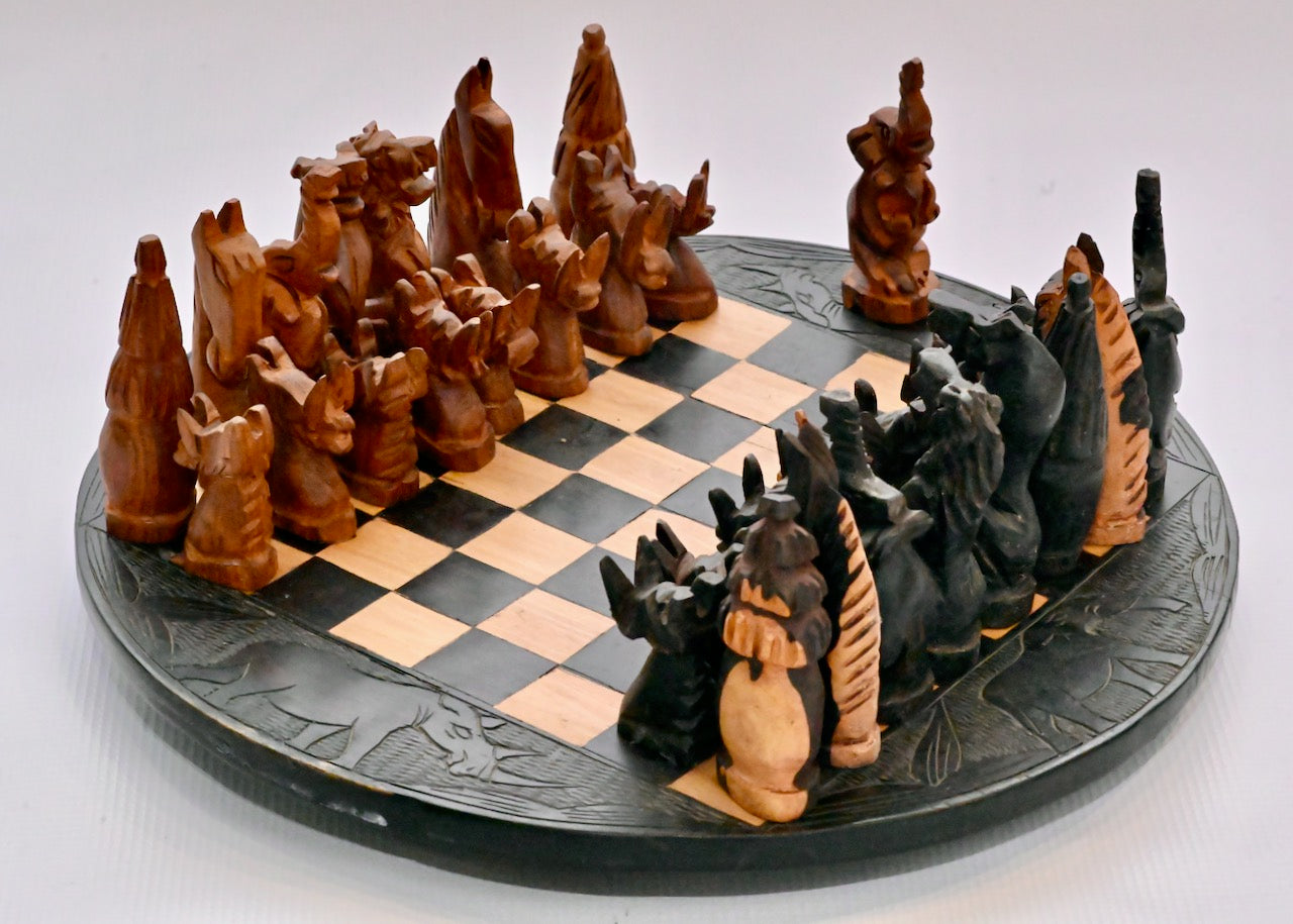 Safari Circular Wooden Chess